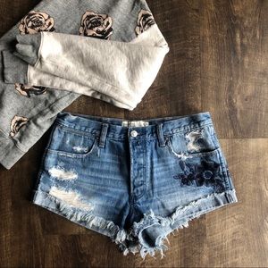 Abercrombie | High-waisted Shorts
